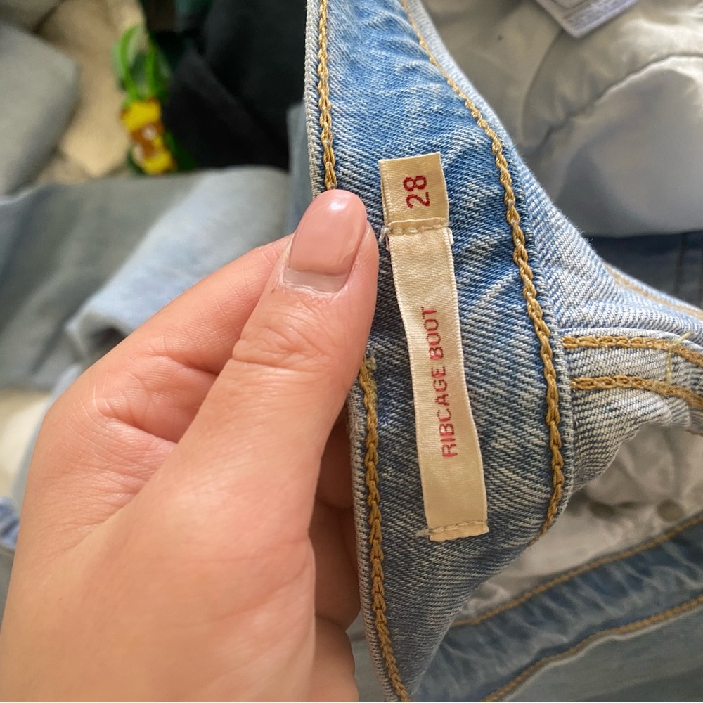 Levi Ribcage Bootcut Jeans - Picture 3 of 4